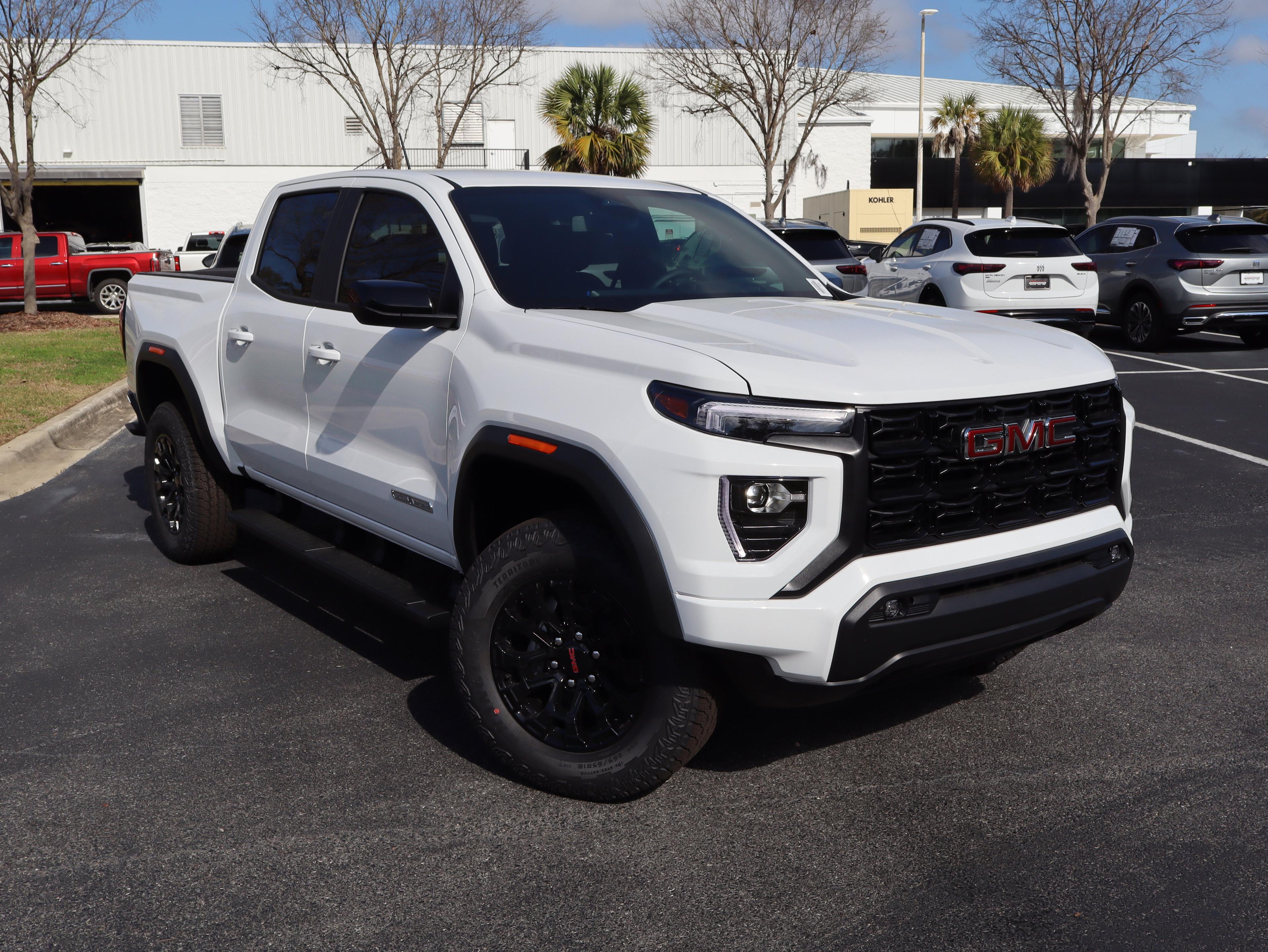 Gmc Canyon Elevation Rear Wheel Drive Crew Cab - Thumbnail 2