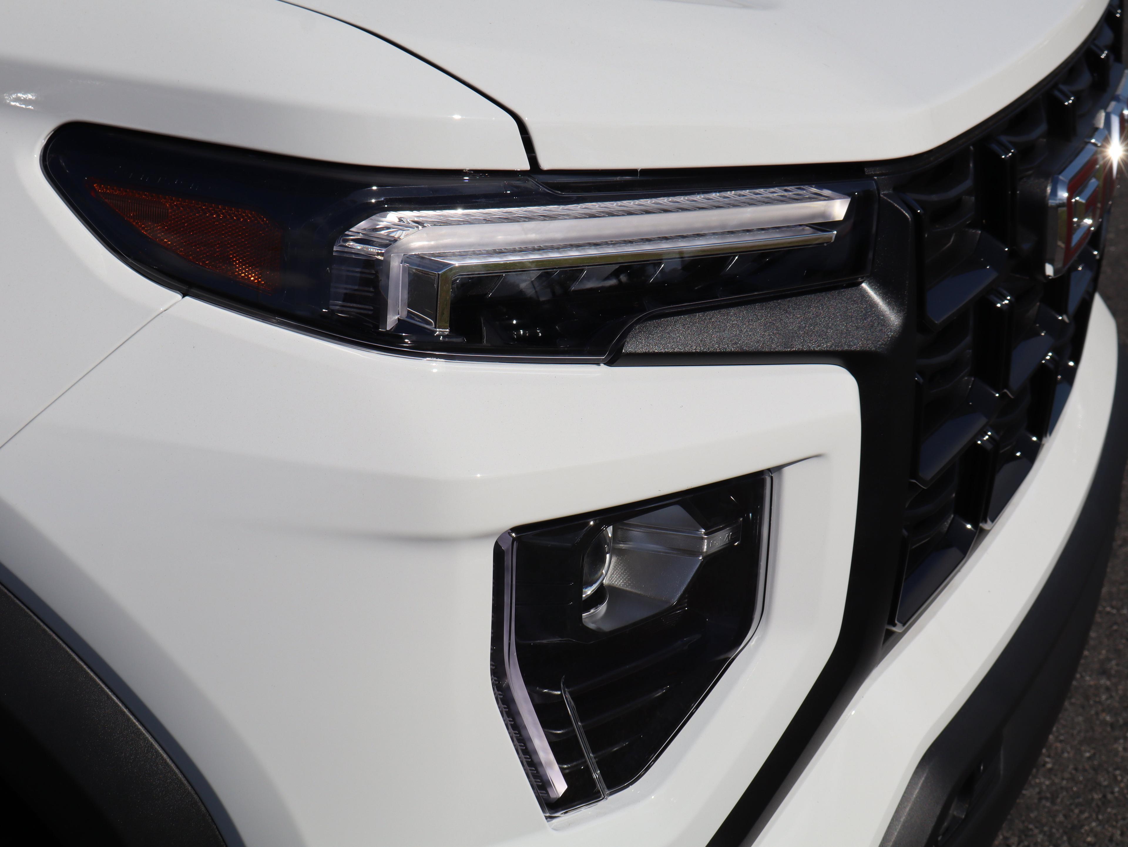 Gmc Canyon Elevation Rear Wheel Drive Crew Cab - Thumbnail 12