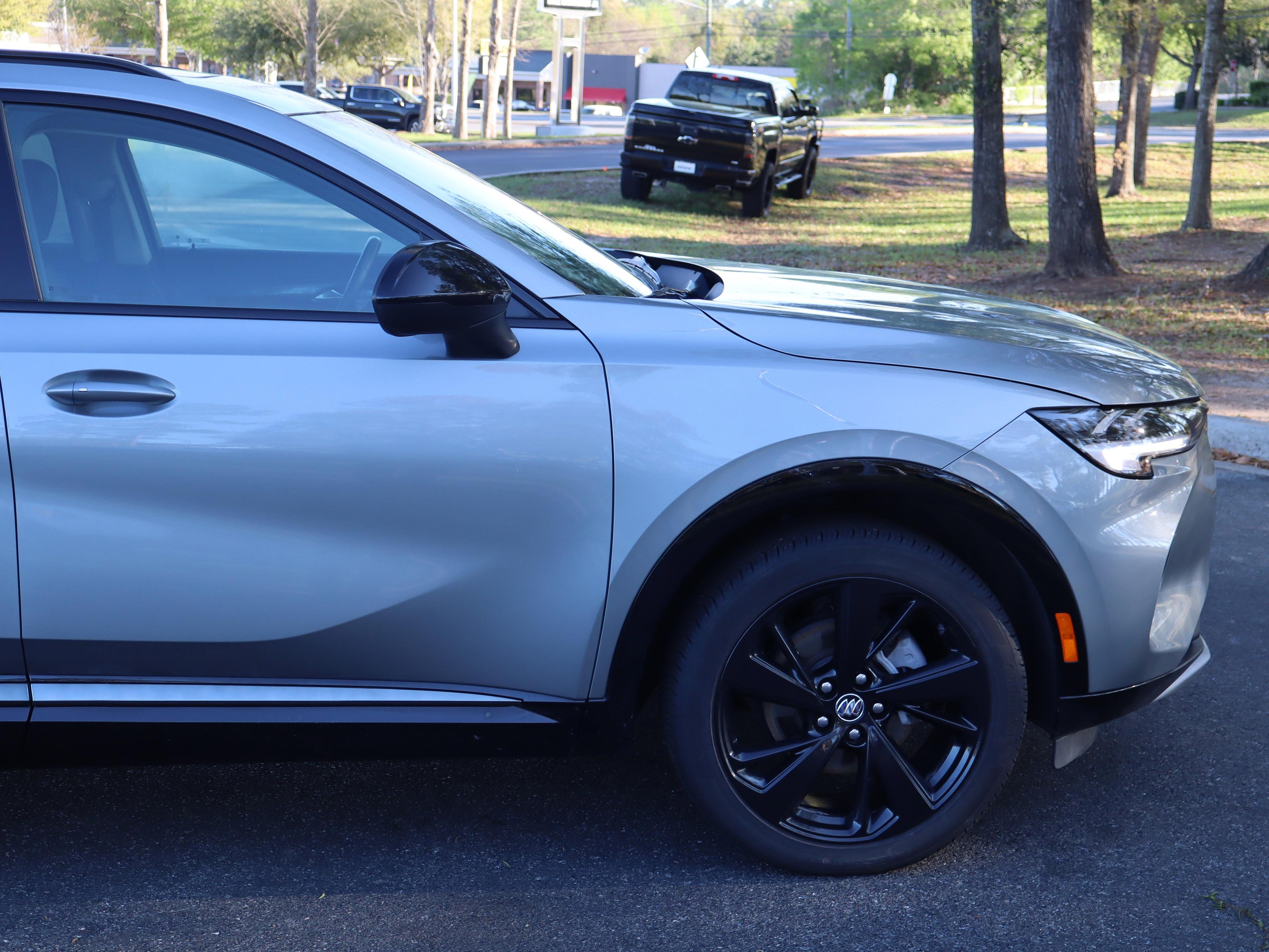 Buick Envision Essence All Wheel Drive Suv - Thumbnail 12