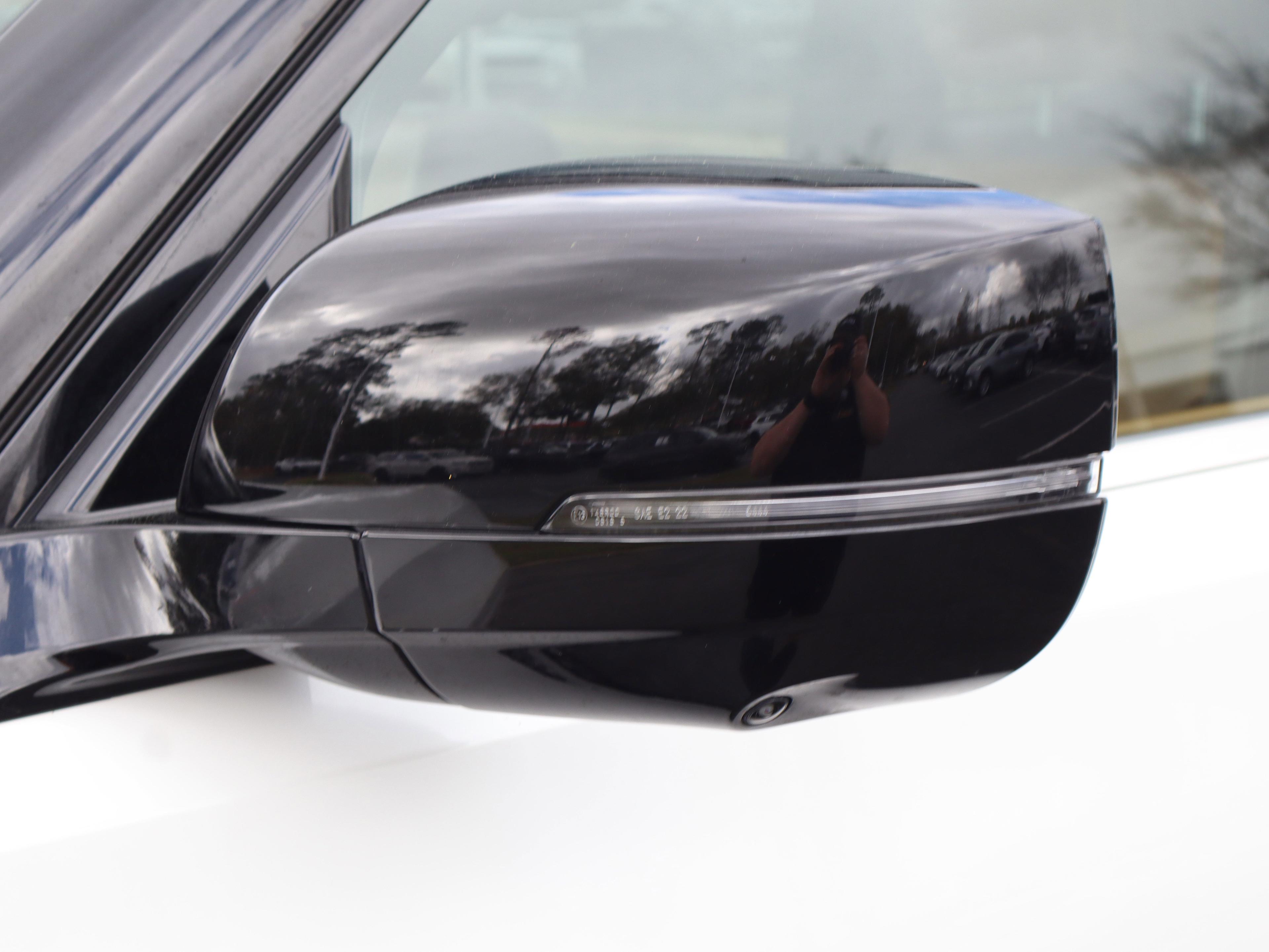 Nissan Armada Sl 4Wd 4-Wheel Drive Sport Utility - Thumbnail 11