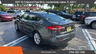 Ford Fusion - Thumbnail 14