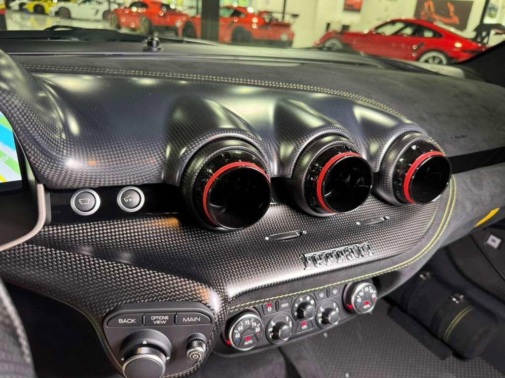 Ferrari F12tdf - Thumbnail 19
