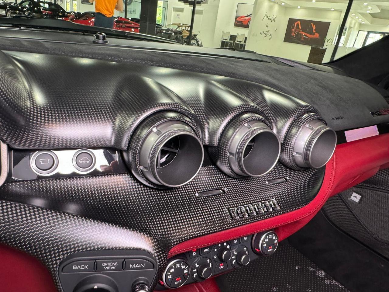 Ferrari F12tdf - Thumbnail 19