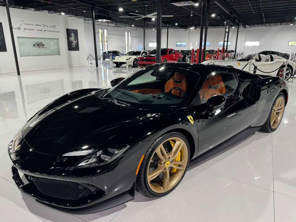 Ferrari 296 GTS - Thumbnail 11