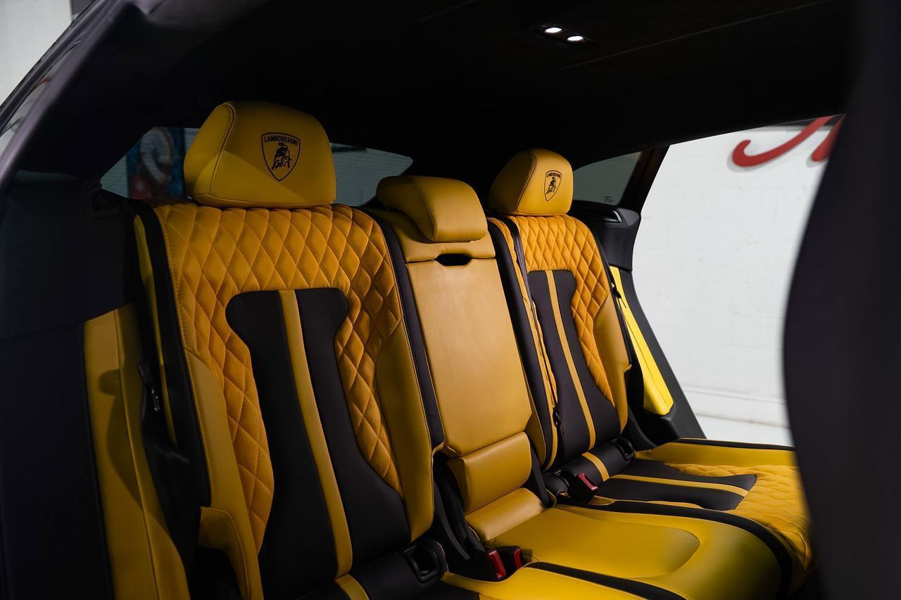 Lamborghini Urus - Thumbnail 13