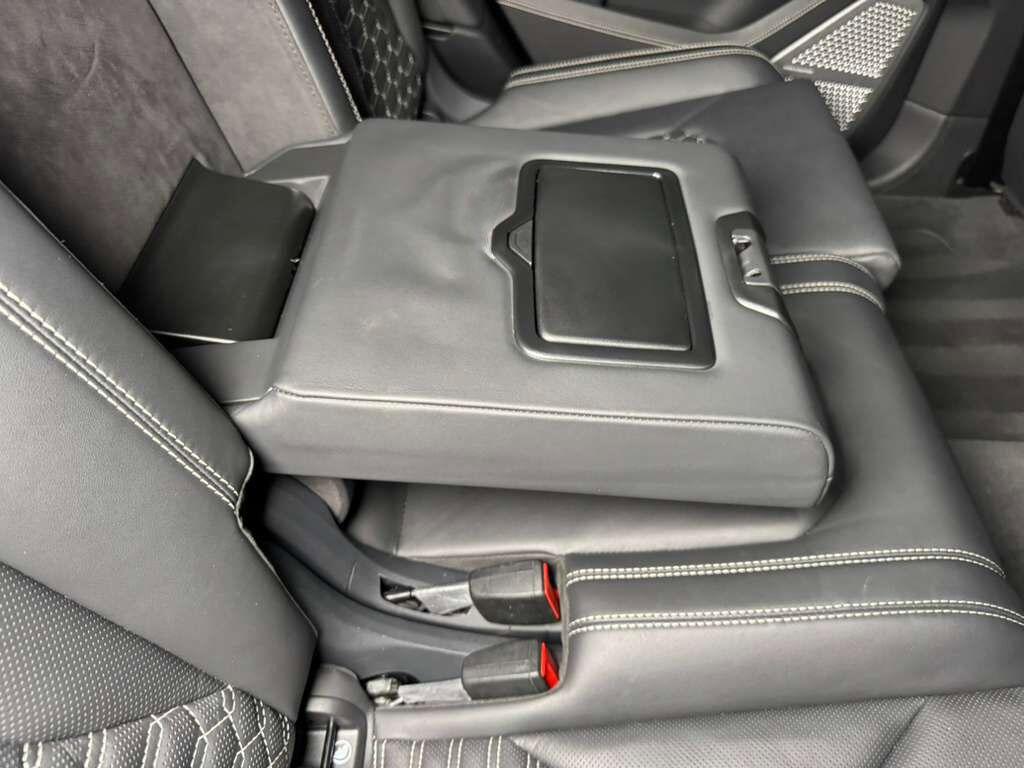 Lamborghini Urus - Thumbnail 14