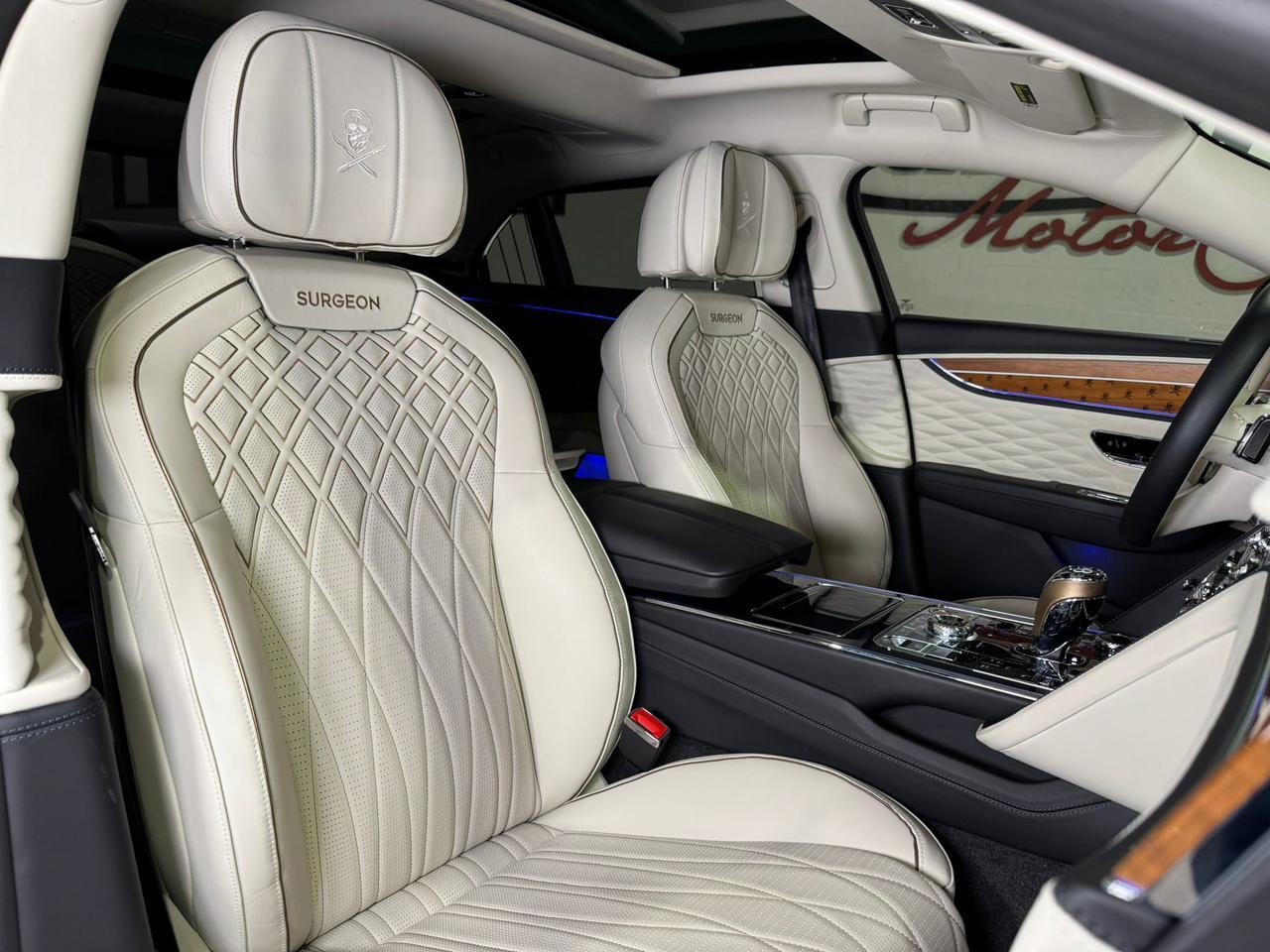 Bentley Flying Spur - Thumbnail 17