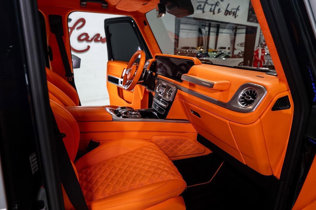 Mercedes-Benz G-Class - Thumbnail 11