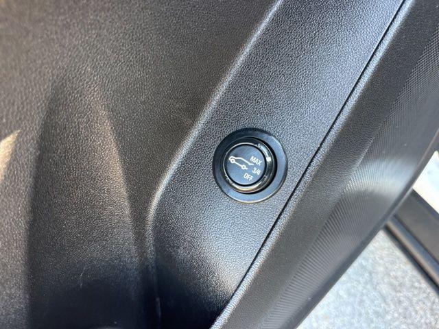 Chevrolet Equinox Lt In Hollywood Fl | 3Gnaxjev8Js601992 | Toyota Of Hollywood'S Amazinn Used Cars - Thumbnail 5