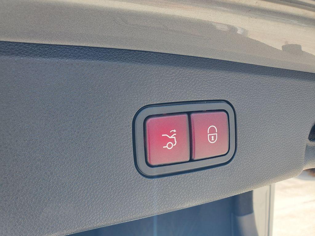 Mercedes-Benz E-Class E 350 In Hollywood Fl | Wddhf8Jb9Ea811738 | Toyota Of Hollywood'S Amazinn Used Cars - Thumbnail 9