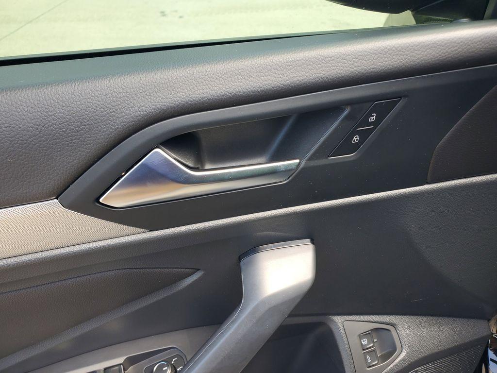 Volkswagen Jetta 1.5T Sport In Hollywood Fl | 3Vwbm7Bu6Pm022112 | Toyota Of Hollywood'S Amazinn Used Cars - Thumbnail 18