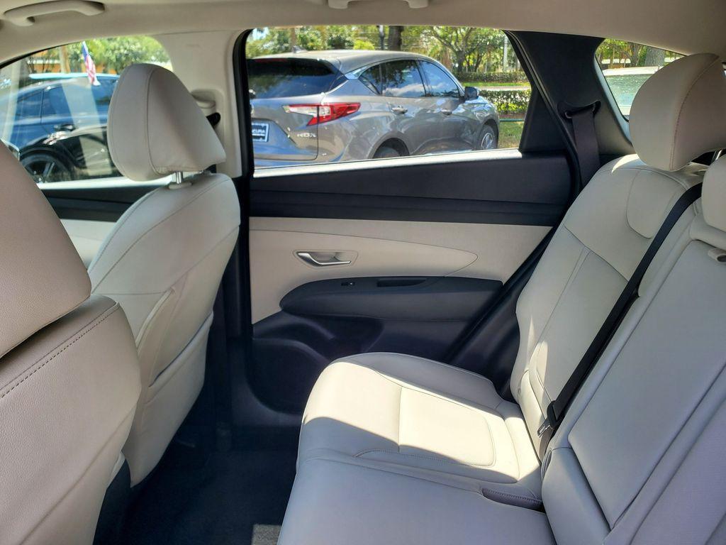 Hyundai Tucson Sel Convenience In Hollywood Fl | 5Nmjc3De6Sh503991 | Toyota Of Hollywood'S Amazinn Used Cars - Thumbnail 12