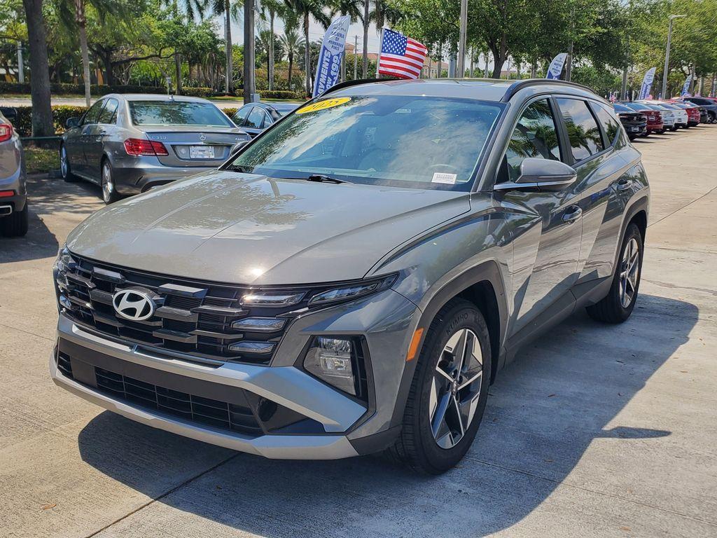 Hyundai Tucson Sel Convenience In Hollywood Fl | 5Nmjc3De6Sh503991 | Toyota Of Hollywood'S Amazinn Used Cars - Thumbnail 3