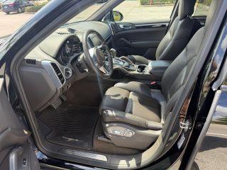 Porsche Cayenne - Thumbnail 17