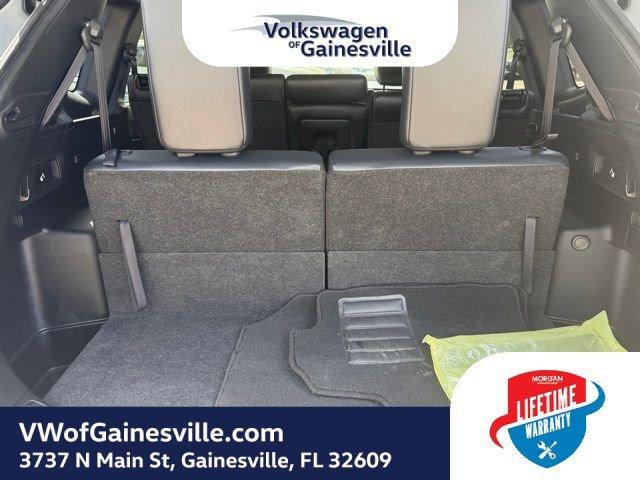 Mitsubishi Outlander Se With Navigation - Thumbnail 8