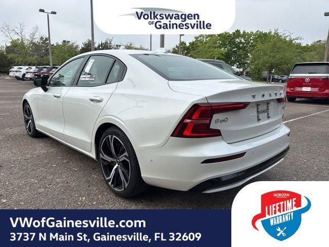 Volvo S60 Plus Dark Theme Awd - Thumbnail 4