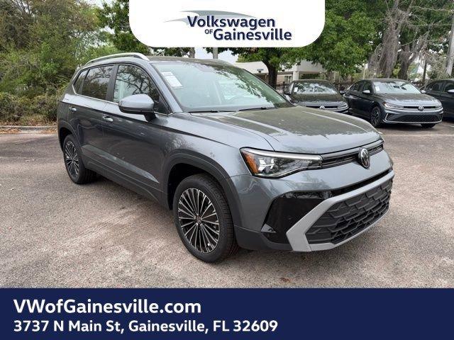 Volkswagen Taos Se Fwd Sport Utility - Thumbnail 2