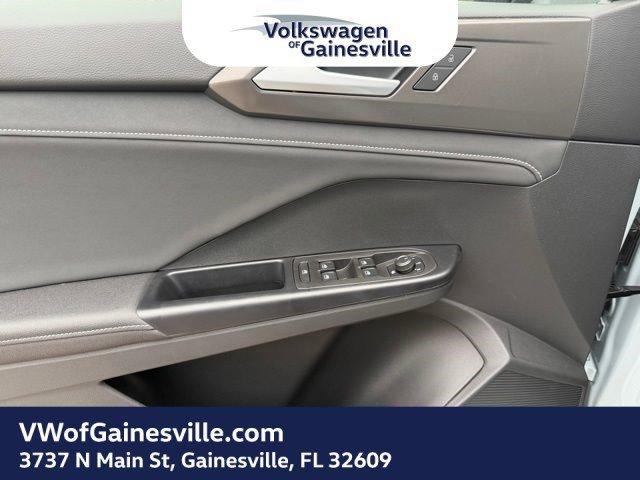 Volkswagen Taos Se Black Fwd Sport Utility - Thumbnail 13