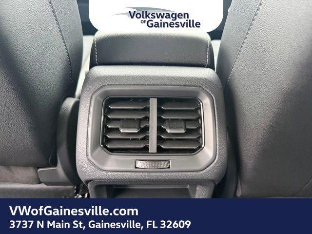 Volkswagen Taos Se Black Fwd Sport Utility - Thumbnail 9