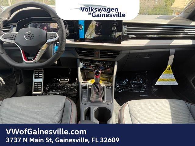 Volkswagen Jetta Gli Autobahn Fwd 4Dr Car - Thumbnail 9