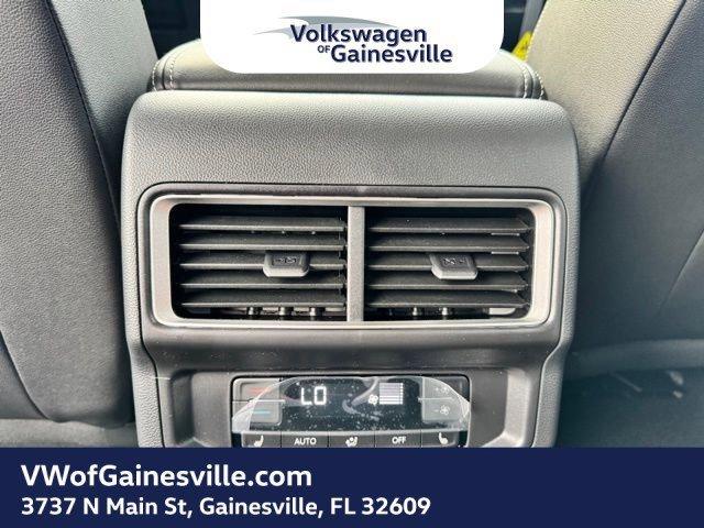 Volkswagen Atlas 2.0T Sel Premium R-Line With Navigation & Awd - Thumbnail 9