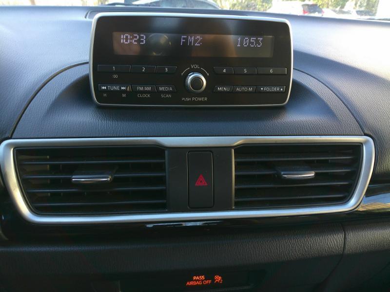 Mazda Mazda3I Sport At 4-Door - Thumbnail 16