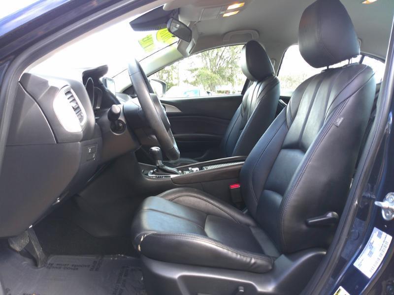 Mazda Mazda3S Touring At 4-Door - Thumbnail 12