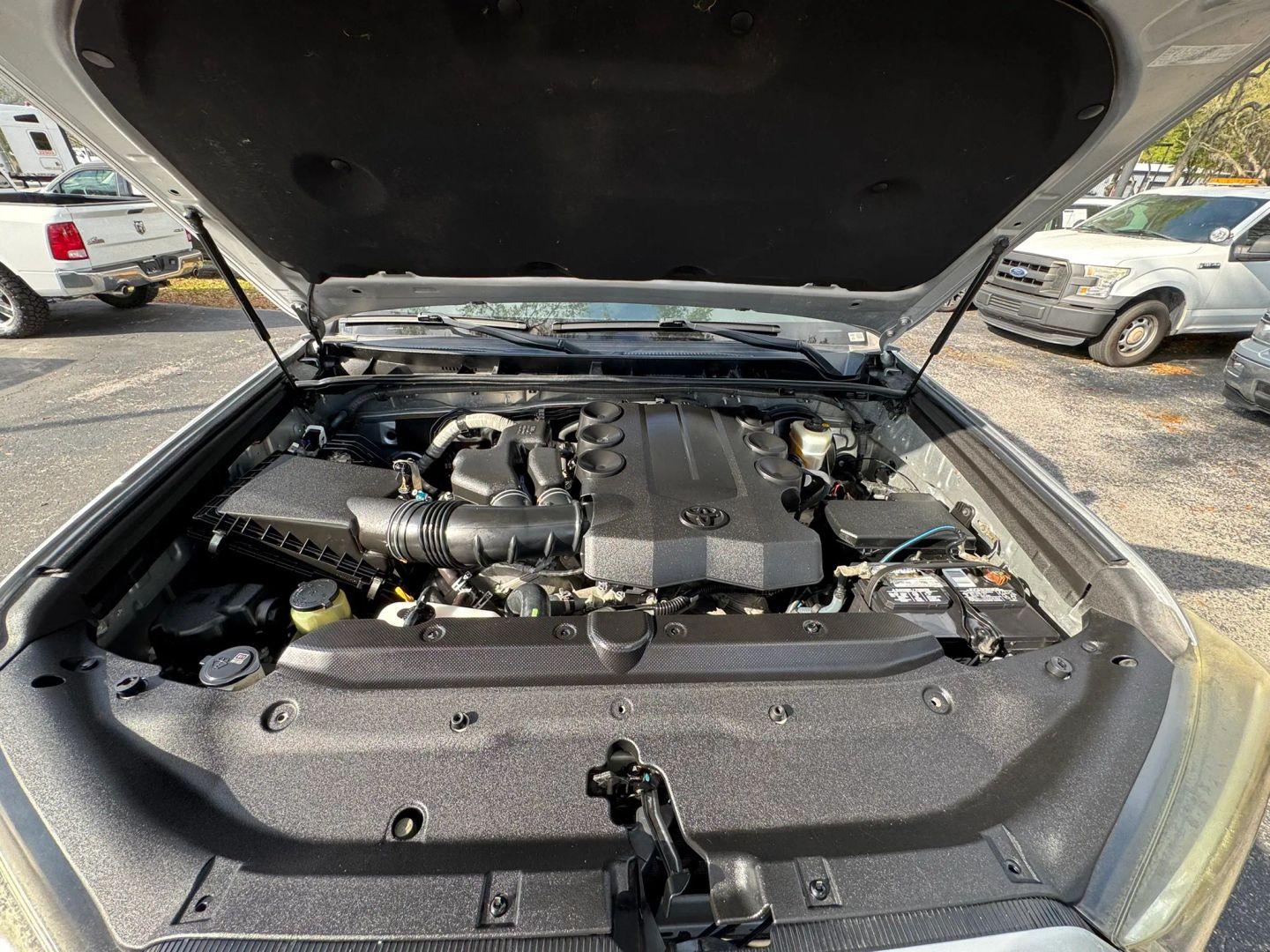 Toyota 4Runner Sr5 Sport Utility 4D - Thumbnail 15