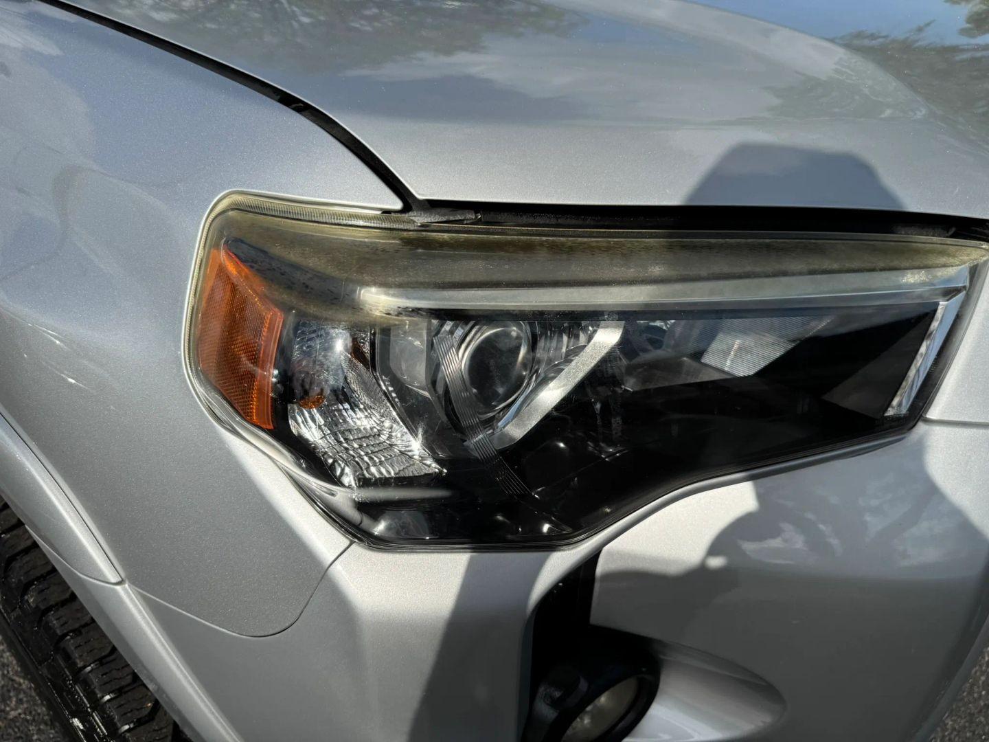 Toyota 4Runner Sr5 Sport Utility 4D - Thumbnail 20