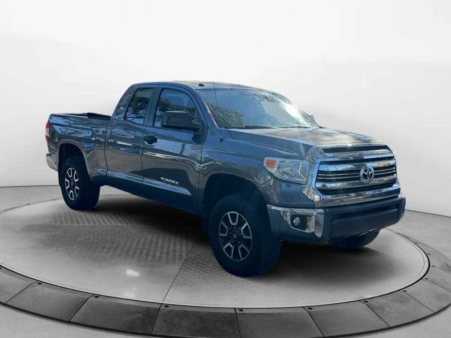 Toyota Tundra Double Cab Sr5 Pickup 4D 6 1/2 Ft - Thumbnail 3
