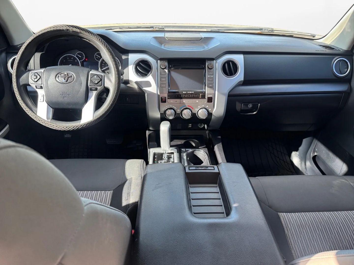 Toyota Tundra Double Cab Sr5 Pickup 4D 6 1/2 Ft - Thumbnail 12