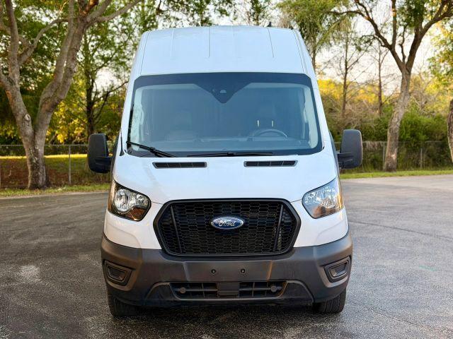 FORD TRANSIT 250 CARGO VAN - Thumbnail 4