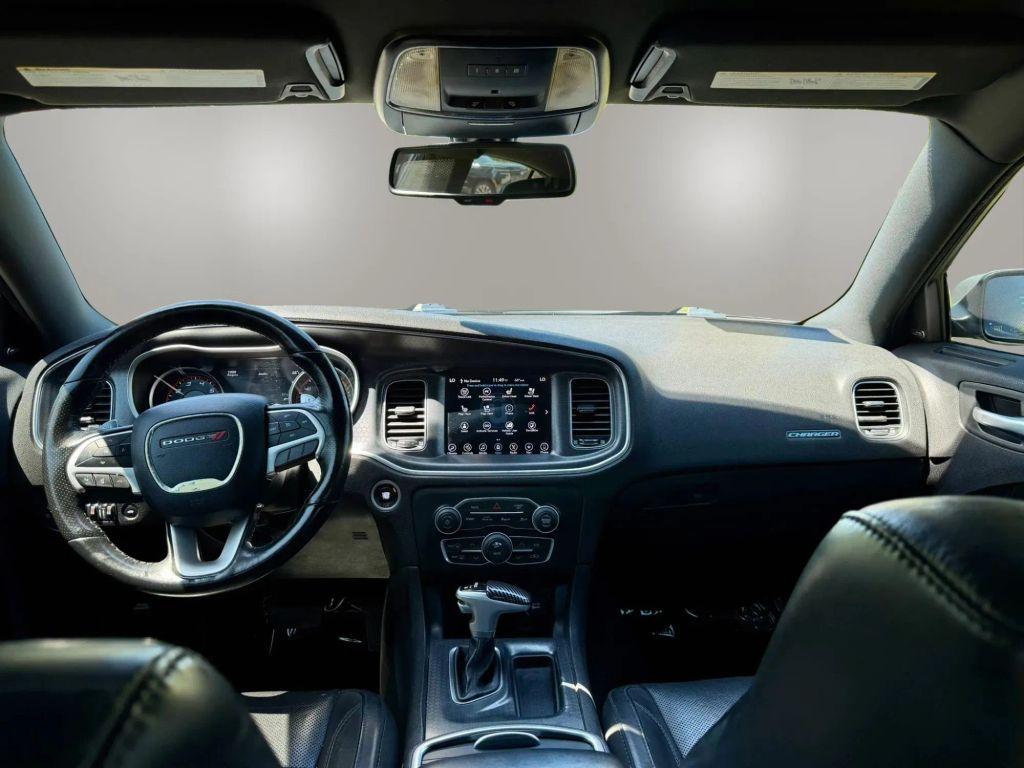 Dodge Charger - Thumbnail 16