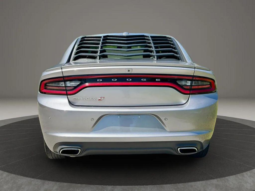 Dodge Charger - Thumbnail 8