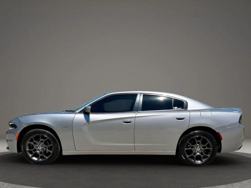 Dodge Charger - Thumbnail 10
