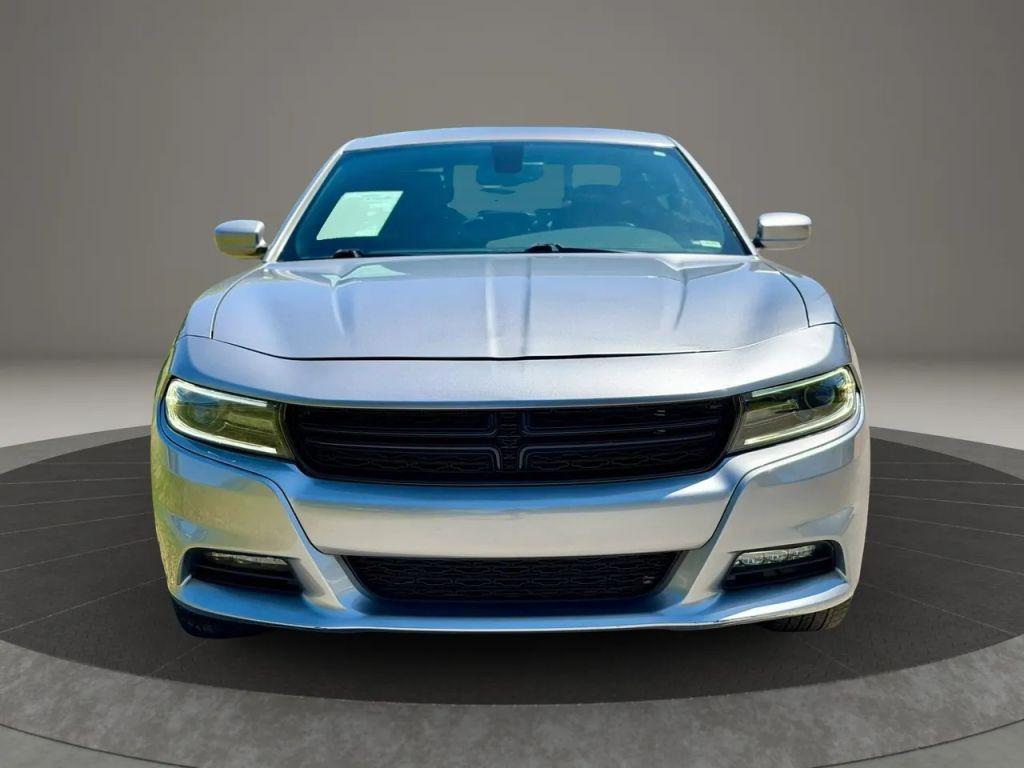 Dodge Charger - Thumbnail 4