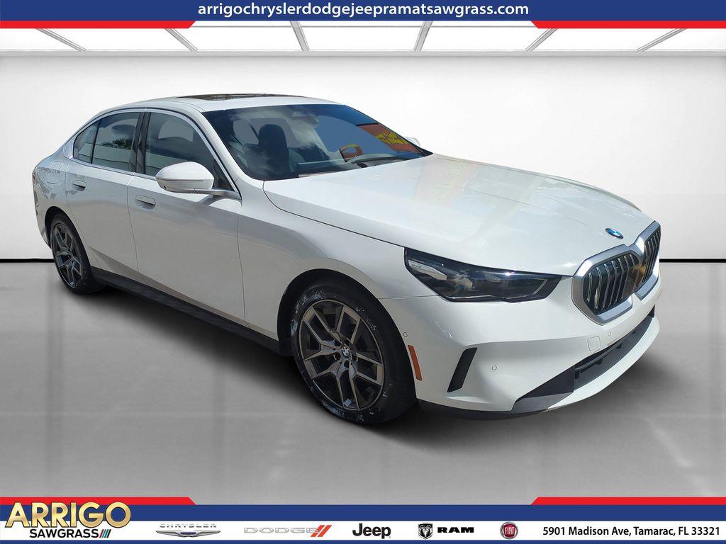 BMW 5 Series - View 1