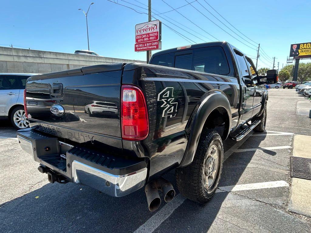 Ford F350 Super Duty Crew Cab - Thumbnail 8