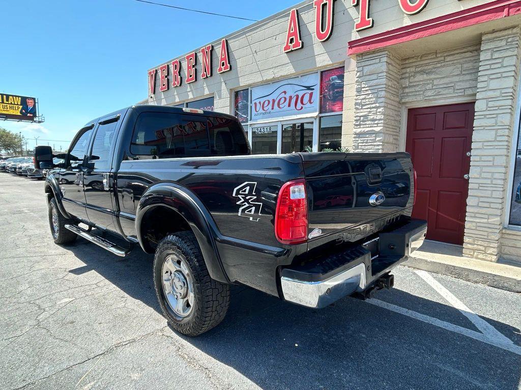 Ford F350 Super Duty Crew Cab - Thumbnail 6