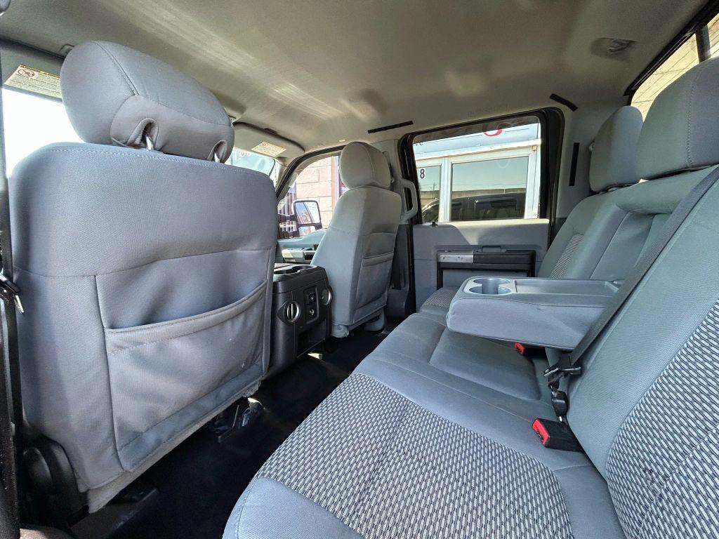 Ford F350 Super Duty Crew Cab - Thumbnail 20