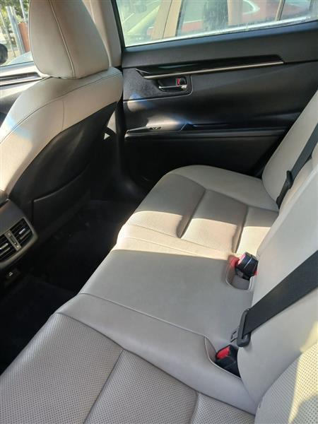 Lexus Es 350Sedan - Thumbnail 3