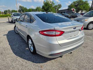 Ford Fusion - Thumbnail 11