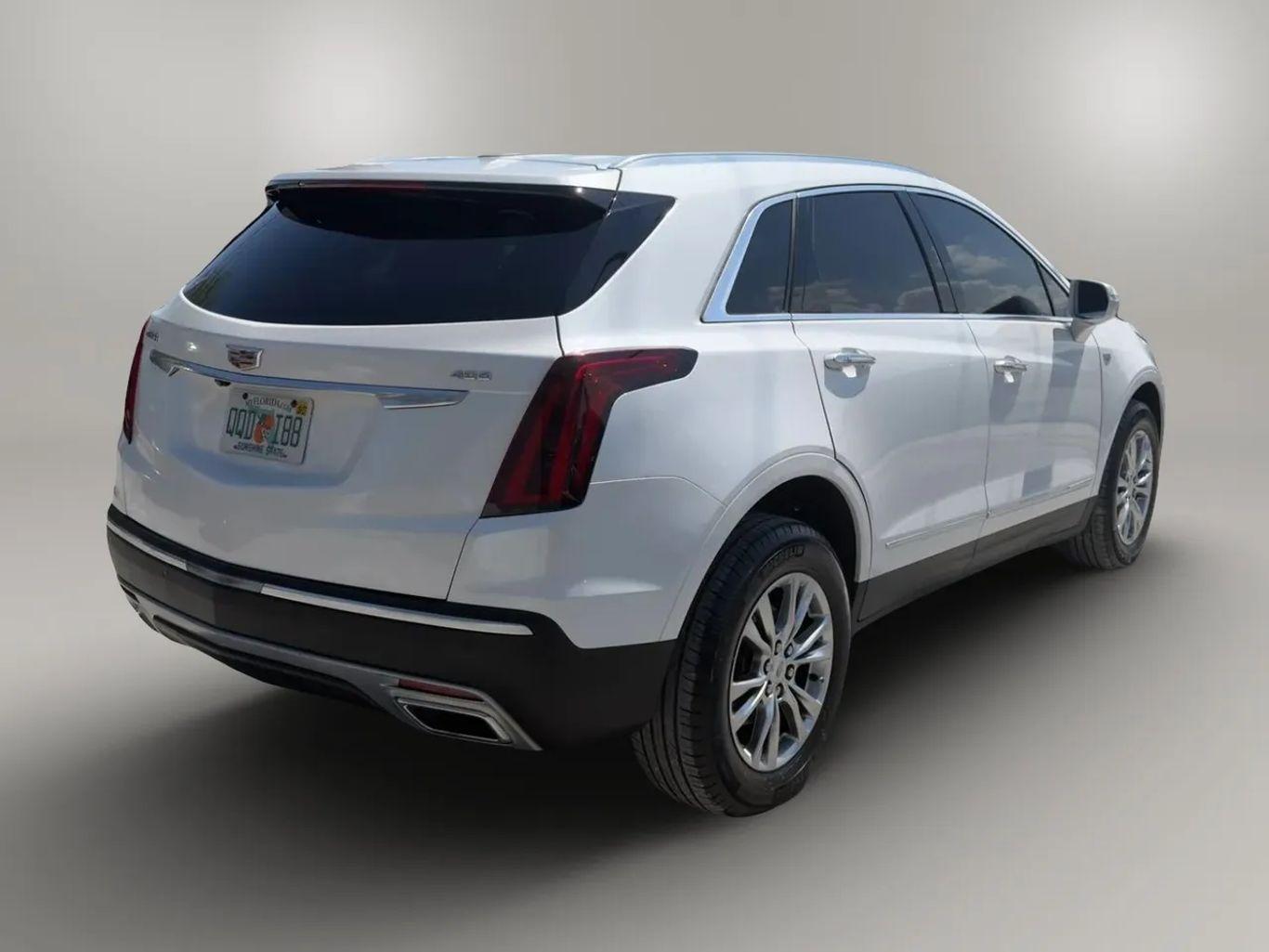 Cadillac Xt5 - Thumbnail 14