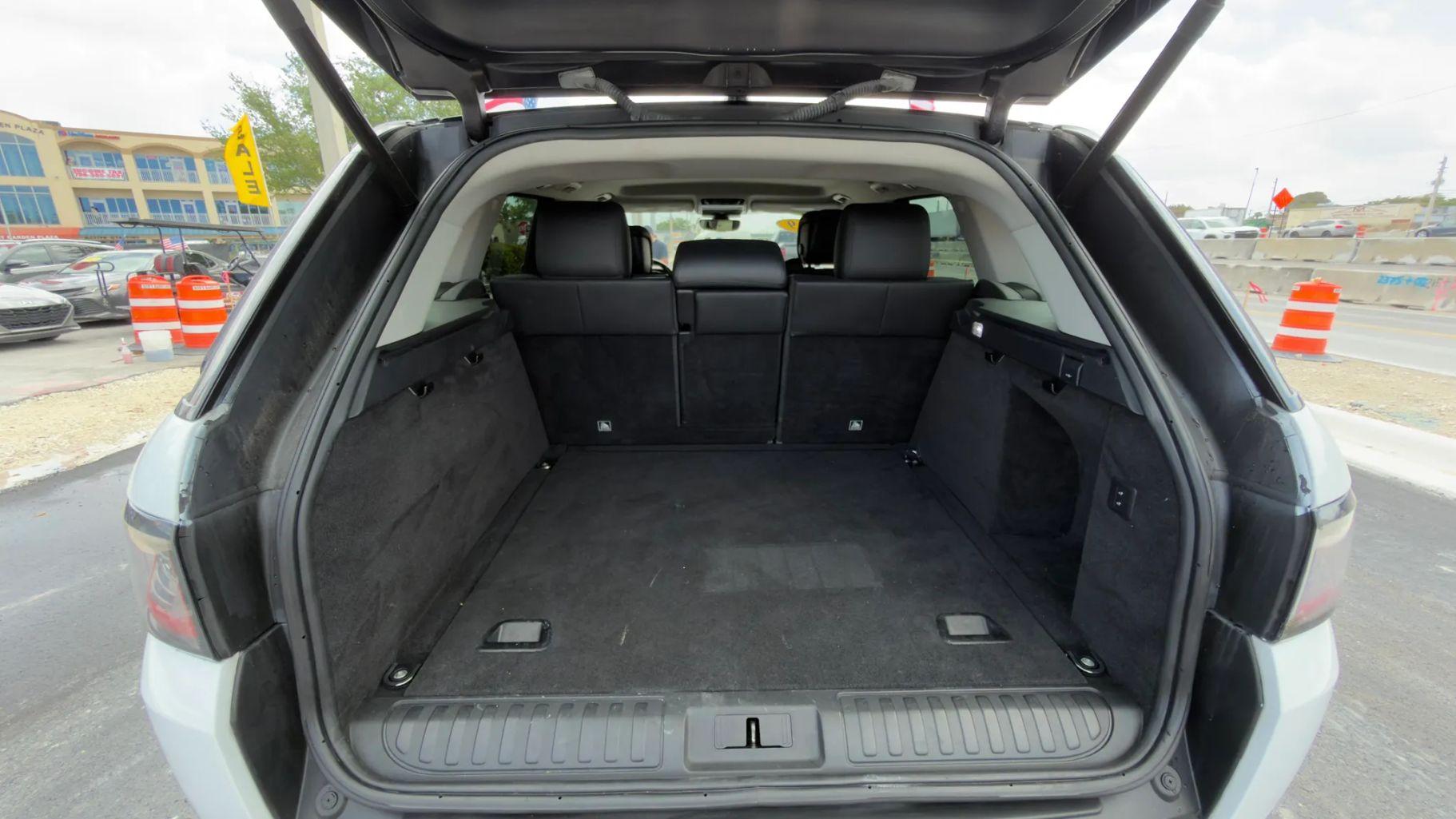 Land Rover Range Rover Sport - Thumbnail 18