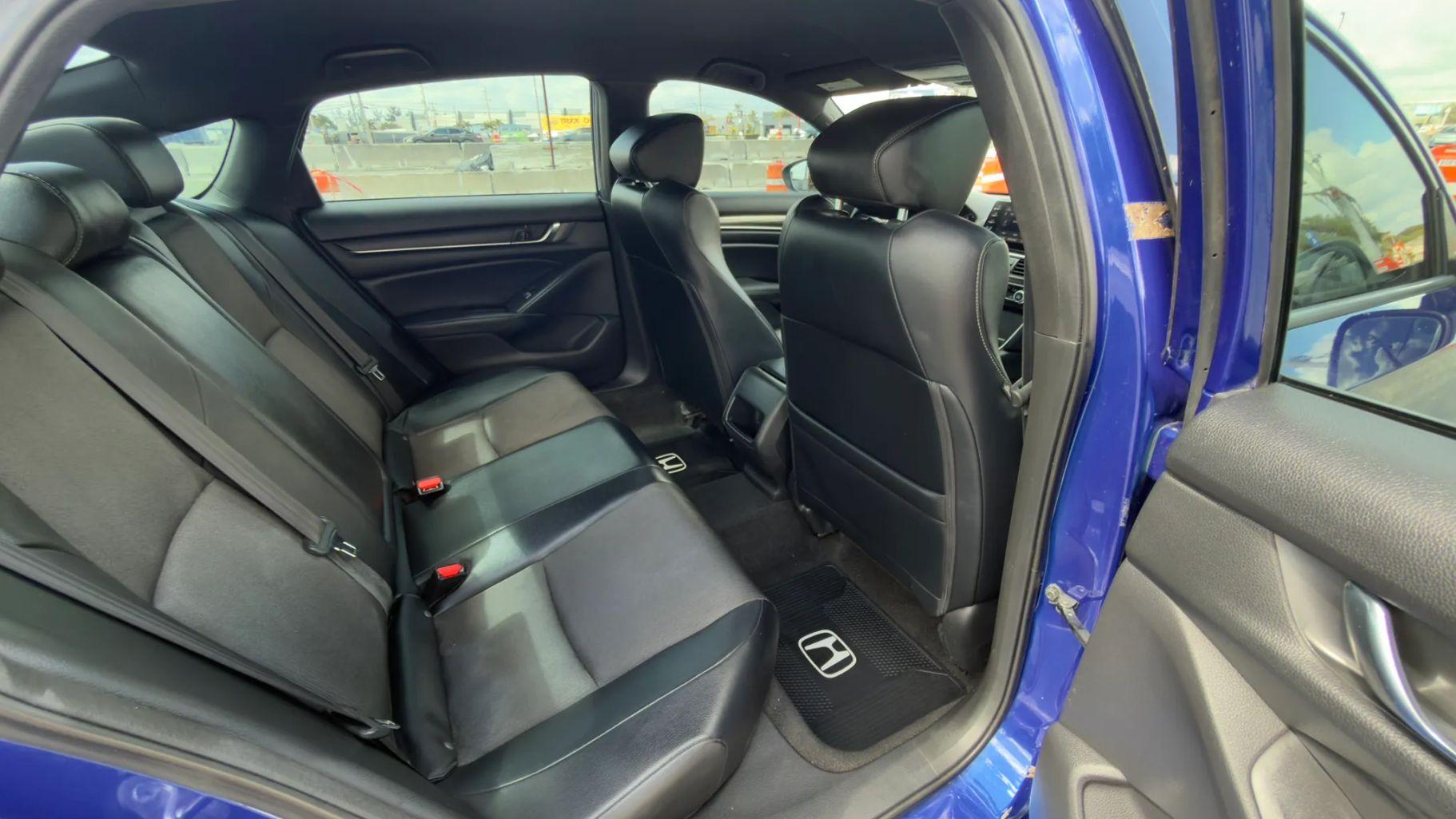 Honda Accord - Thumbnail 2