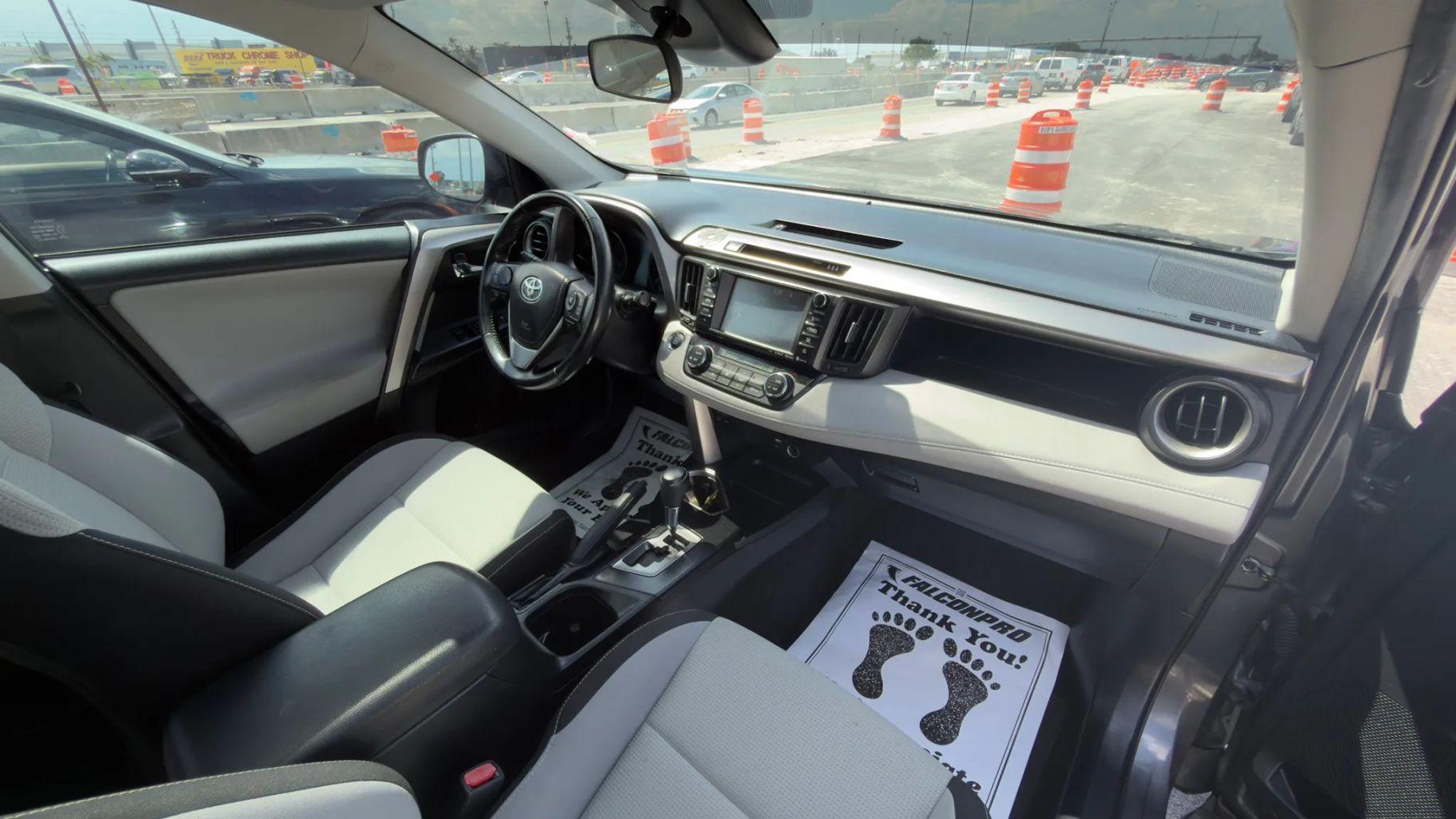 Toyota Rav4 - Thumbnail 18