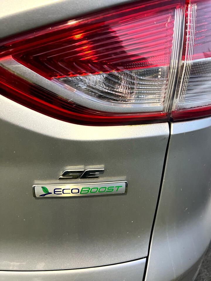 Ford Escape - Thumbnail 9