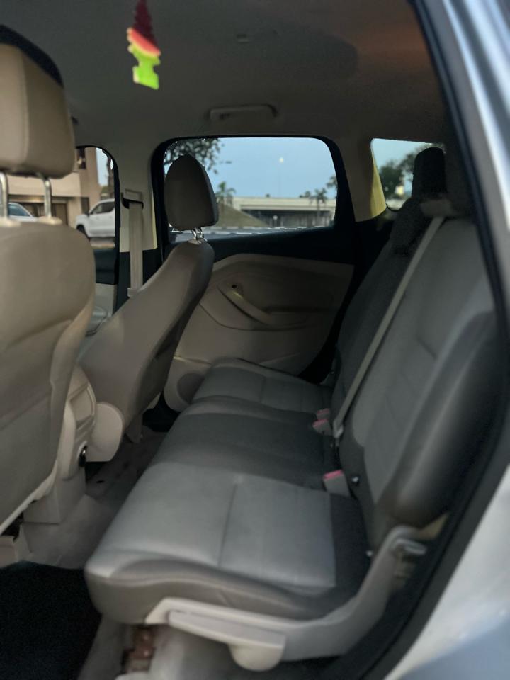 Ford Escape - Thumbnail 17