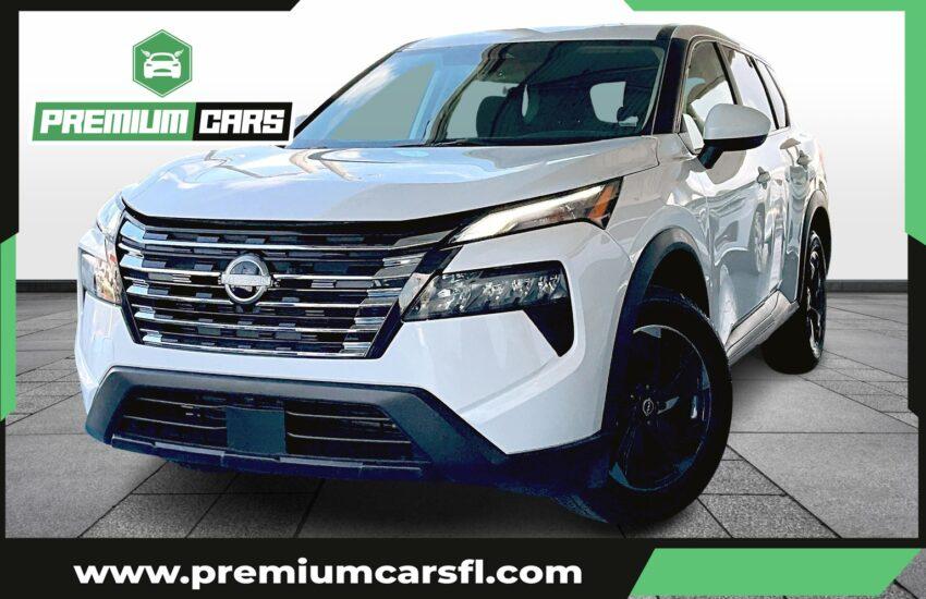 Nissan Rogue Sv 4Dr Crossover - Thumbnail 2