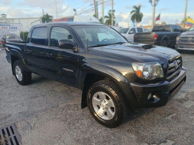 Toyota Tacoma Double Cab - Thumbnail 12